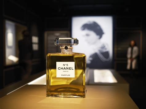 parfum chanel yang paling enak|parfum chanel terbaik.